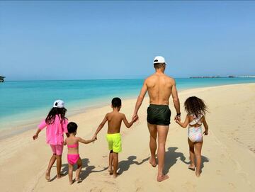 Cristiano Ronaldo ha compartido tiempo libre con todos sus hijos rodeados de naturaleza. 