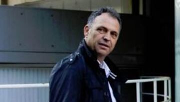 "Espero que Messi no tenga su día, es muy difícil pararle"