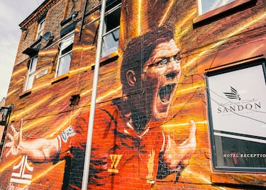 Steven Gerrard, one of the greatest.