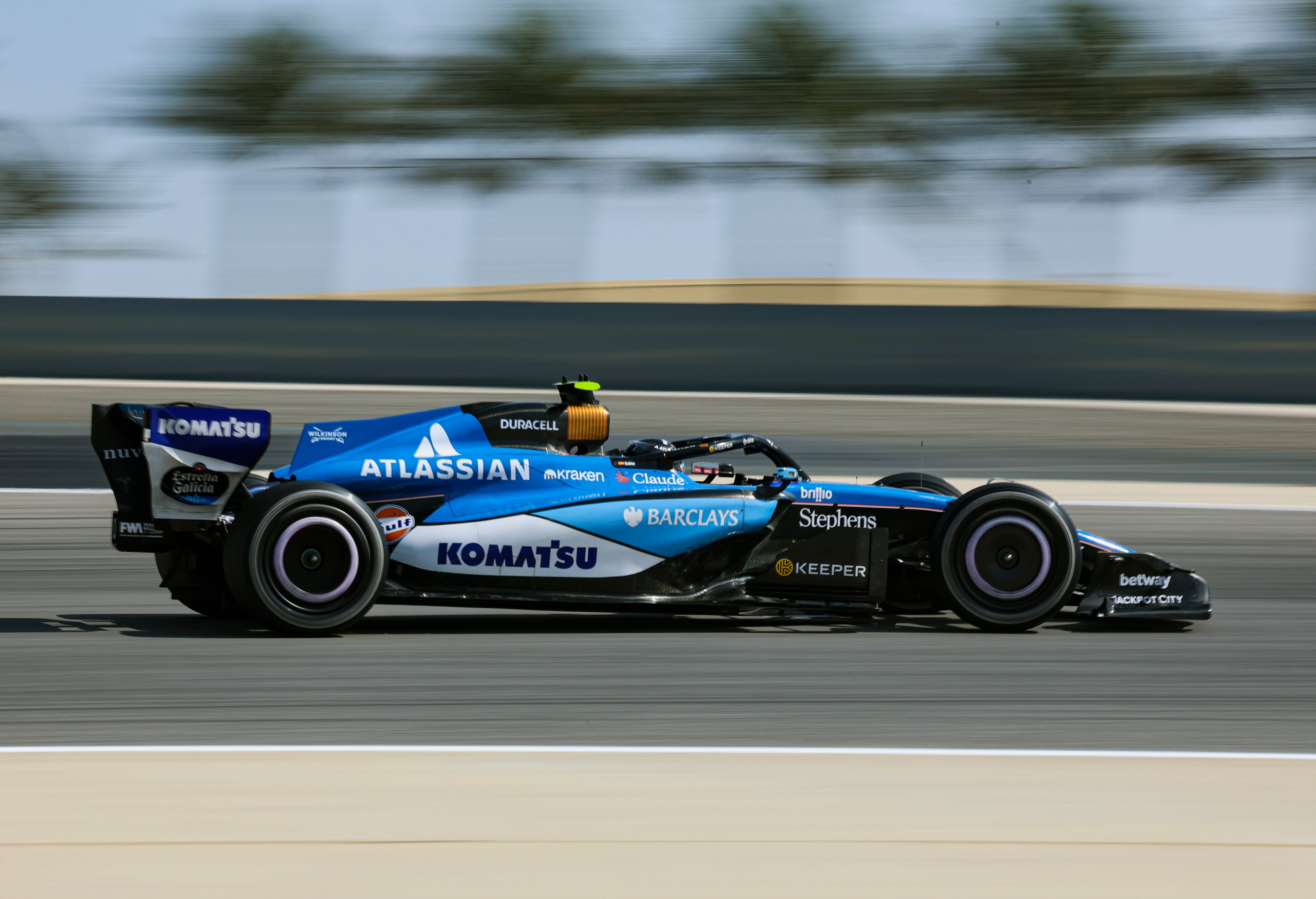 SAKHIR (Bahrain), 13/02/2026.- Williams driver Carlos Sainz Jr of Spain in action during the Formula 1 pre-season testing at Bahrain International Circuit in Sakhir, Bahrain, 13 February 2026. (Fórmula Uno, Bahrein, España) EFE/EPA/ALI HAIDER
