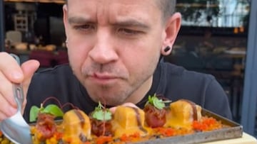 Dabiz Muñoz muestra con orgullo su nueva paella inspirada en Tailandia que aterrizará en Madrid: “Lo hacemos con una infusión”