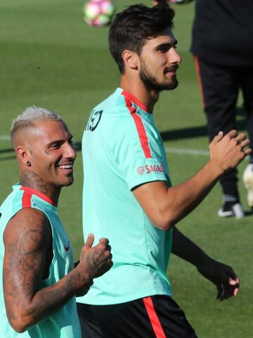 André Gomes training with Ricardo Quaresma ahead of next week's qualifier in Switzerland.