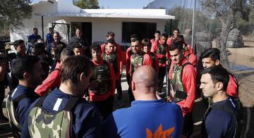 Lopetegui se llevó a los jugadores que no han sido convocados por sus selecciones a disfrutar de una jornada de paintball en la que las bromas fueron la nota predominante.