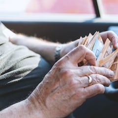 Le pillan con más de 150.000 euros en el coche y la Policía no encuentra explicación tras su comportamiento nervioso