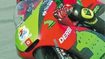 Pablo Nieto con la Derbi en Estoril.