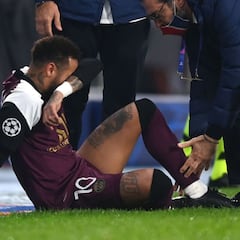 Brasil mantiene en la lista al lesionado Neymar tras pactar con el PSG