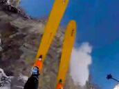 Un esquiador cae desde un acantilado de más de 50 metros y sobrevive: ¡de no creer!