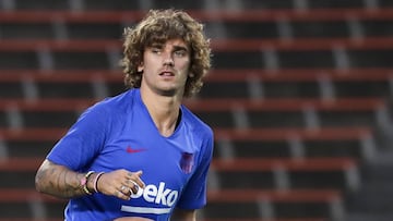 Griezmann y Alba se 'pican' sin tregua en los rondos