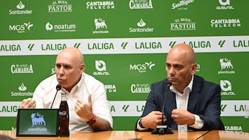 Manolo Higuera y Chema Arag¨®n, del Racing.