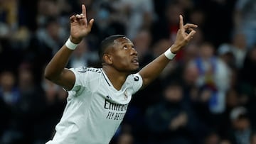 El defensa del Real Madrid David Alaba celebra el cuarto gol, durante el partido de la Liga de Campeones entre Real Madrid y FC Salzburgo.