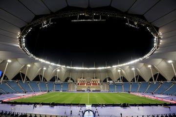 Escenario habitual de los grandes compromisos del Al-Hilal, como partidos de liga, torneos continentales y finales internacionales. Con capacidad para m¨¢s de 68.000 espectadores, es uno de los estadios m¨¢s emblem¨¢ticos de Arabia Saudita.