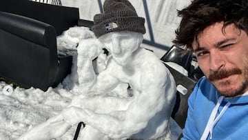 El muñeco de nieve de Cepeda causa sensación: "El mundo ha perdido un gran escultor"