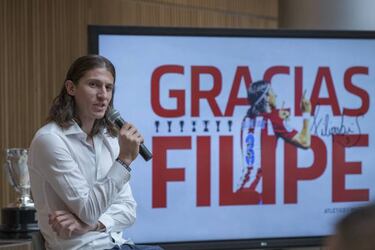 Filipe Luis confirms Atlético exit and plans Brazil return