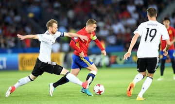 Deulofeu y Janik Haberer.