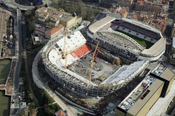 Así se veía desde los aires la construcción del nuevo estadio a lado del viejo.