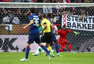 0-1. Paul Pogba marcó el primer gol.