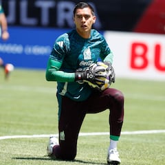 Abucheados por su gente: de Ochoa a Raúl Jiménez