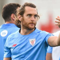 Marcelino no lleva a Ibai a Suiza y está más cerca su salida