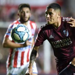 Vuelve la zurda de oro: Juanfer, involucrado en la remontada