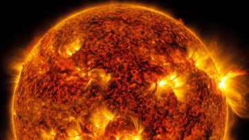 Eclipse solar del 29 de marzo provocará manchas solares gigantes por esta peculiar razón