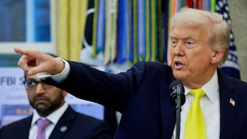 An academic in the U.K. has analyzed President Trump’s use of the everyday gesture as a tool for conveying his populist message.