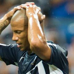 AUF intransigente: "Carlos Sánchez viaja hoy a Uruguay"