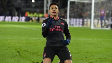 Alexis S&aacute;nchez festejando uno de los goles contra el Crystal Palace.