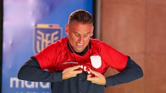 La curiosa bienvenida a Beccacece en Ecuador: ¡lo presentaron en un mall!