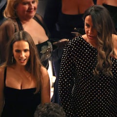 Así reaccionó Karla Sofía Gascón al triunfo de Zoe Saldaña como Mejor Actriz de Reparto