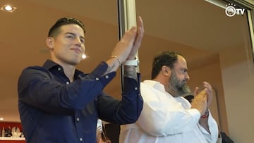 Así fue el recibimiento de la hinchada a James en Olympiacos