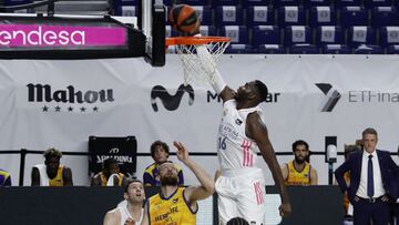 31/05/21 BASKET BALONCESTO PLAYOFF
LIGA ACB LIGA ENDESA PRIMER PARTIDO
REAL MADRID - HERBALIFE GRAN CANARIA
FABIEN CAUSEUR MATT COSTELLO USMAN GARUBA