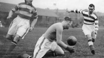 El líder goleador en la máxima categoría del fútbol británico de todos los tiempos y leyenda del Celtic, McGrory, convirtió 550 goles.