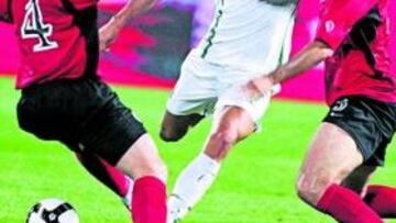 <b>EL MEJOR. </b>Dos disparos (uno de falta) y tres taconazos, su aportación.