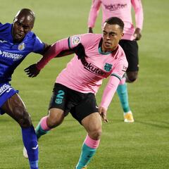 ¿Responde Nyom a sus críticos llamándoles llorones?