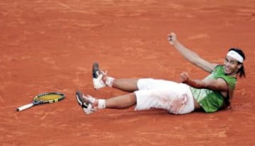 2004: Rafael Nadal ganó 6-3, 6-3