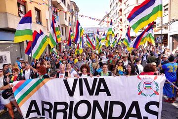 La fiesta de 'Les Piragües' ha cumplido hoy su 85ª edición. Declarada fiesta de Interés Turístico Internacional la comarca asturiana acoge cada año a miles de aficionados a la piragua. 