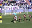 La joya de portero que tiene el Valladolid: penalti y paradones