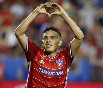 El nacido en Ciudad Juárez, Chihuahua participó en 2083 minutos con FC Dallas, el mediocampista mexicano jugó en 26 encuentros, anotó un gol y dio dos asistencias. 