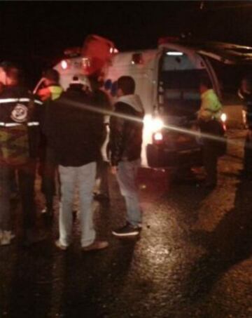 Im¨¢genes de las operaciones de rescate del accidente a¨¦reo del vuelo que transportaba al Chapecoense.
