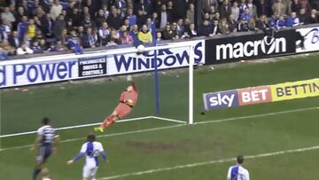 Así atajaba el arquero 'favorito' de Mou que se retiró a los 24