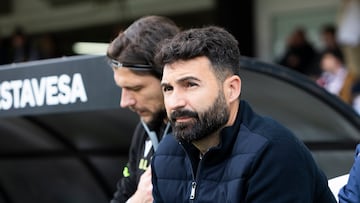 Romo, antes de iniciar el partido ante el CD Eldense.