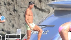 Cristiano and Messi, holidaying in neighbouring resorts