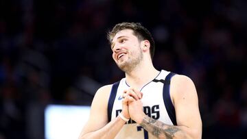 SAN FRANCISCO, CALIFORNIA - JANUARY 14: Luka Doncic #77 of the Dallas Mavericks complains about a call during their game against the Golden State Warriors at Chase Center on January 14, 2020 in San Francisco, California. NOTE TO USER: User expressly acknowledges and agrees that, by downloading and or using this photograph, User is consenting to the terms and conditions of the Getty Images License Agreement. Ezra Shaw/Getty Images/AFP
== FOR NEWSPAPERS, INTERNET, TELCOS & TELEVISION USE ONLY ==