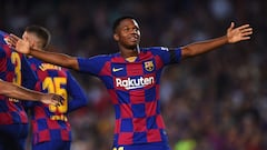 Ansu Fati, jugador del FC Barcelona, celebra un gol.