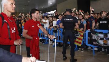 Marcelino, rumbo a Sevilla con el Valencia. 