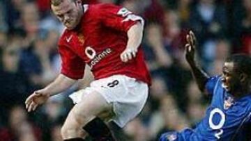 <b>FIN DE LA RACHA.</b> Rooney ha liderado al Manchester United para derrotar al equipo de Reyes y Cesc.