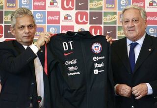 Dirigió a la Roja y hace la crítica más dura al fútbol chileno: “Hay un descuido importante...”