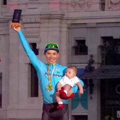 Miguel Ángel López, elegido el supercombativo de La Vuelta