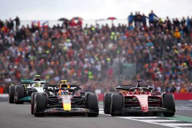 Checo Pérez dio cátedra en Silverstone para conseguir su sexto podio del año