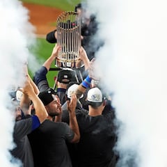 Todo lo que necesitas saber sobre el Trofeo del Comisionado ganado por los Dodgers
